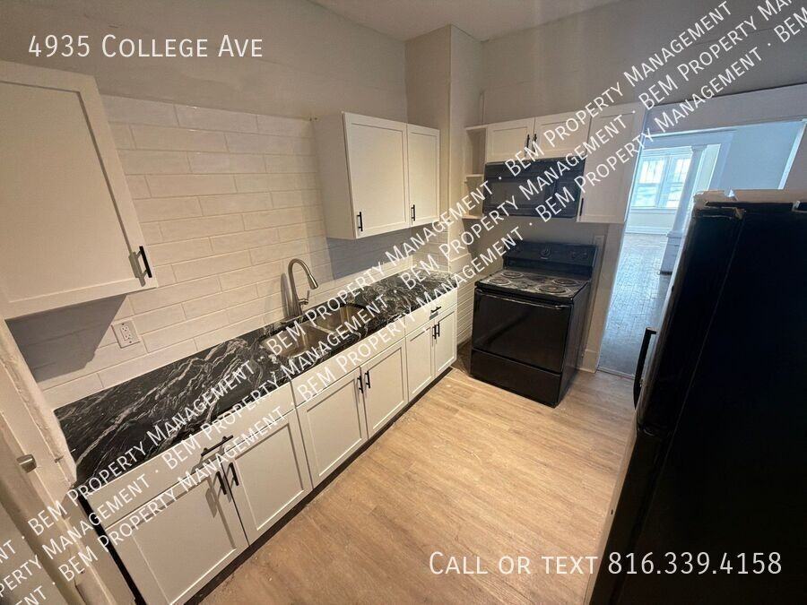 4935 College Ave - Photo 6 of 12