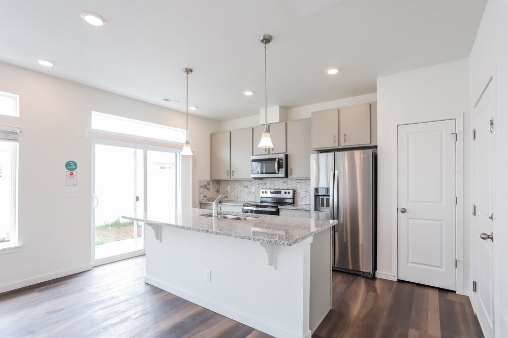 4736 Tower Dr - Photo 7 of 17