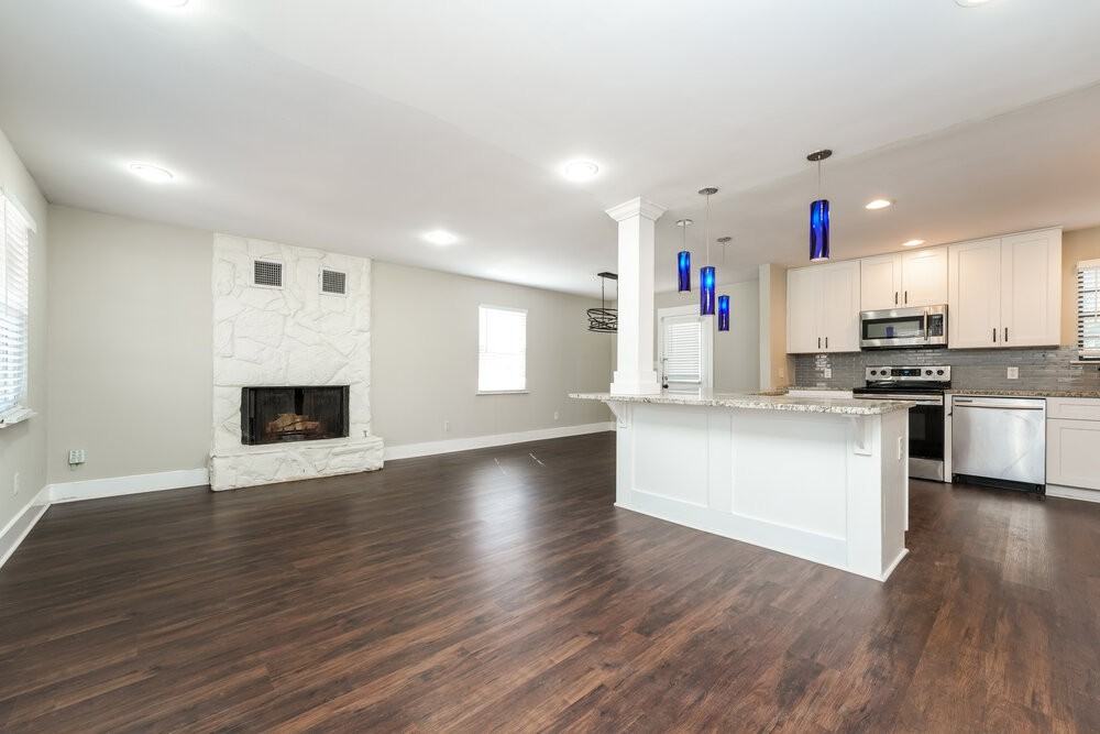 299 Cindy Dr Se - Photo 5 of 17