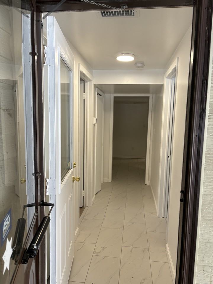 12 Tompkins Rd #1 - Photo 3 of 8