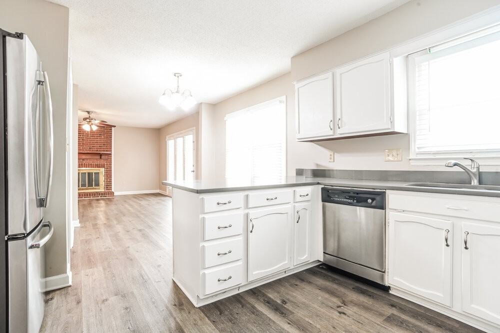 9313 Fairmead Dr - Photo 7 of 17