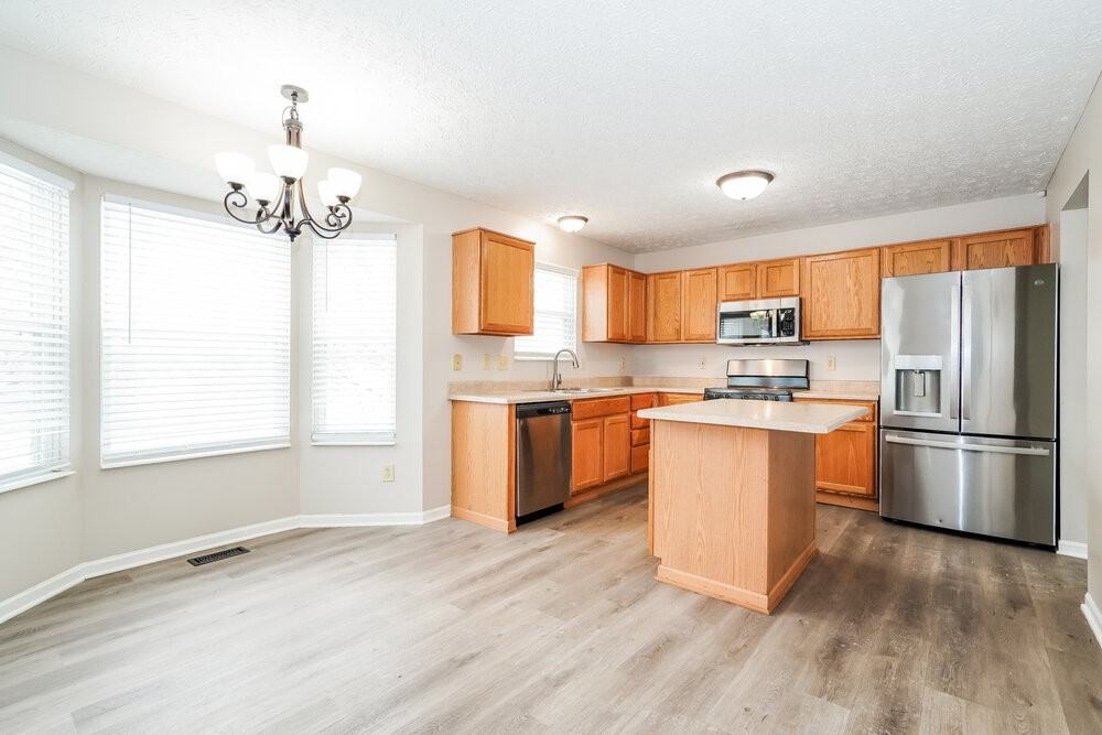 2775 Southfield Village Dr - Photo 7 of 18