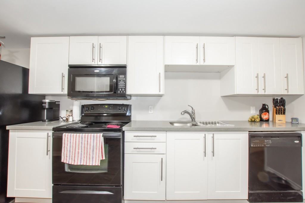 4 Hudson Dr - Photo 3 of 14