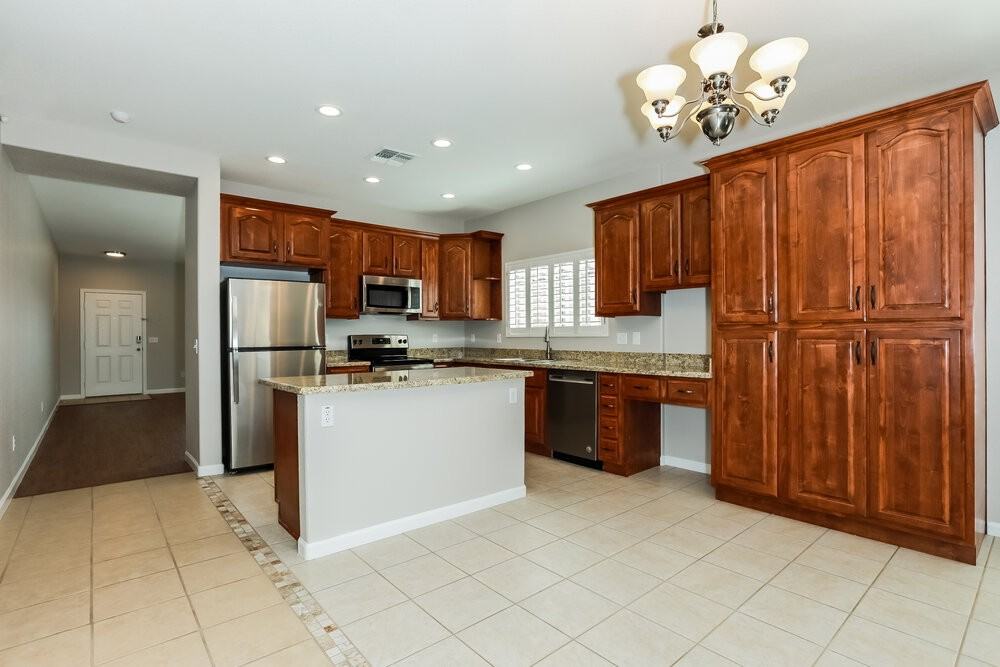 2837 W San Carlos Ln - Photo 6 of 16