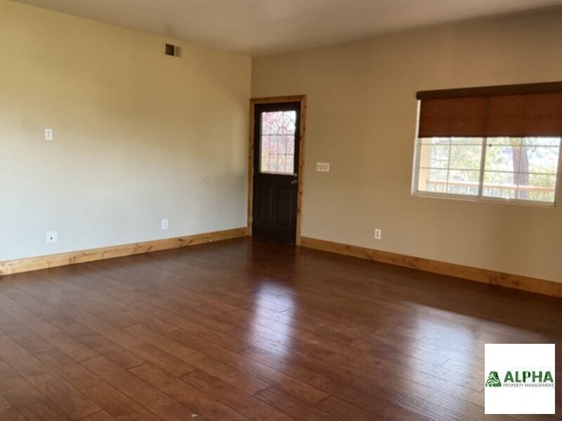 2467 Hidden Acres Dr - Photo 3 of 24