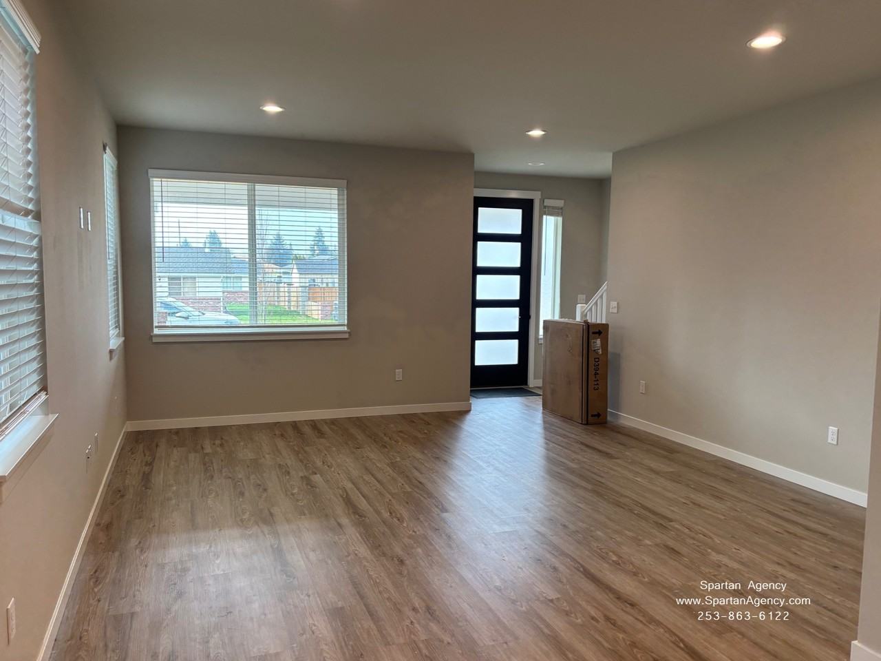 507 15th St Se #NA - Photo 2 of 20