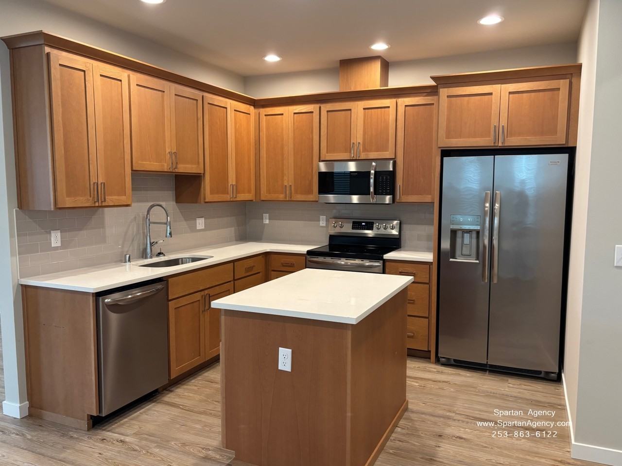 507 15th St Se #NA - Photo 5 of 20