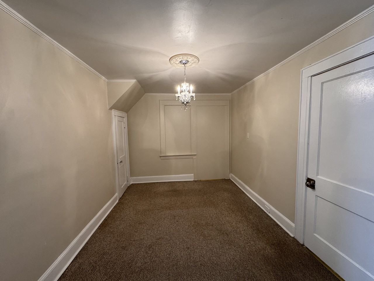 138 Hemlock St #2 - Photo 5 of 13