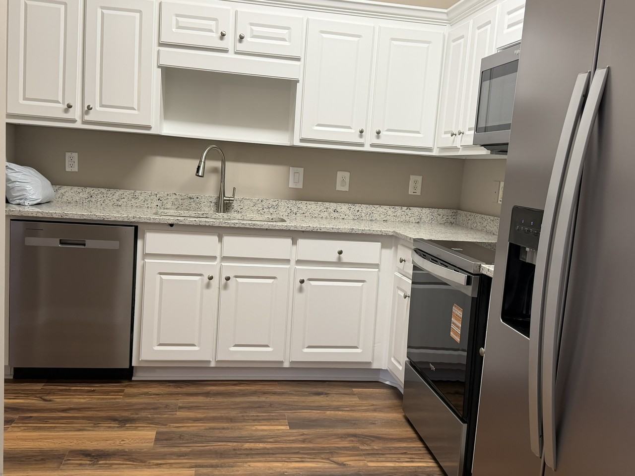 332 Park West Blvd #NA - Photo 7 of 26