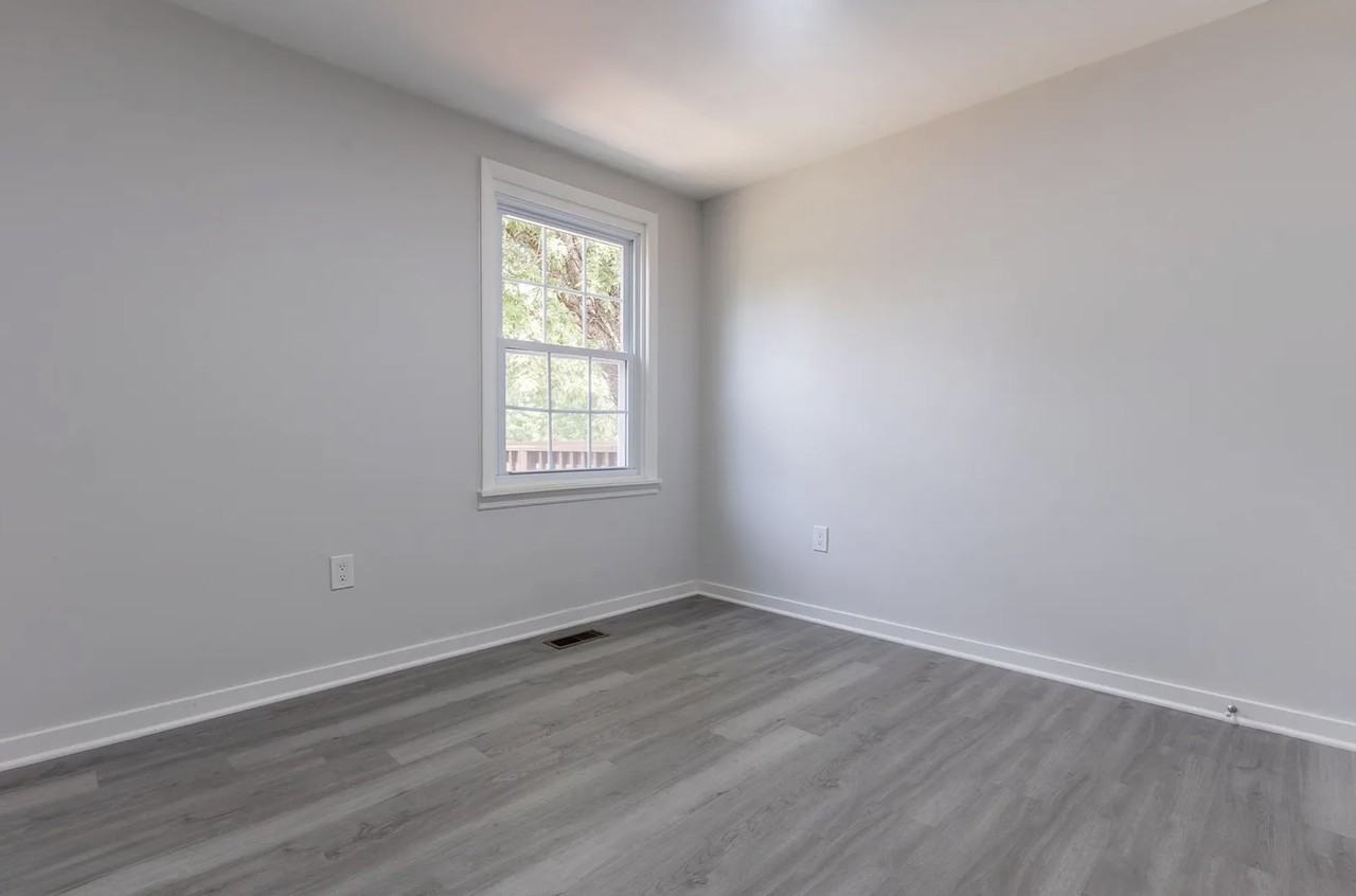 131 N Garfield Rd #1