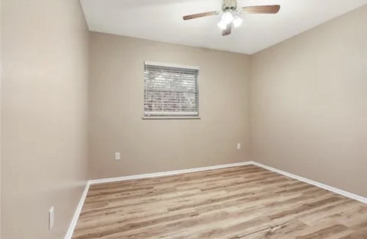 223 Robinhood Dr #NA - Photo 6 of 7