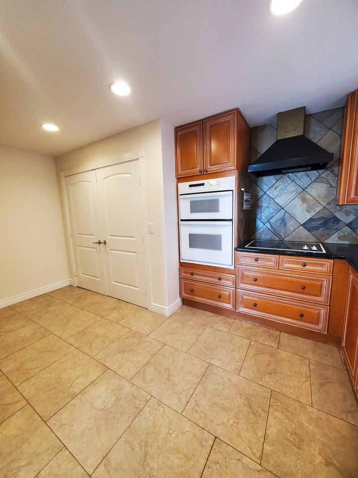 2725 S Azalea Dr #NA - Photo 4 of 19