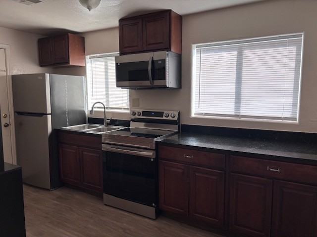 1547 W Taylor St #4 - Photo 3 of 12