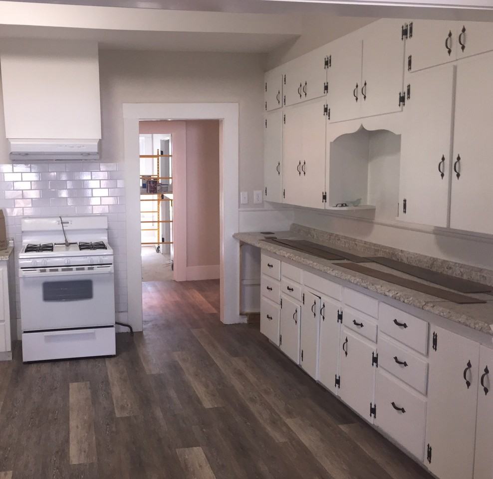 799 Ne Acc Rd #NA - Photo 2 of 8