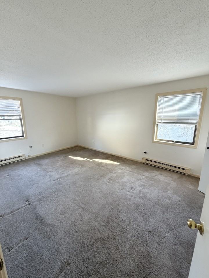 33 River St #2 - Photo 6 of 6