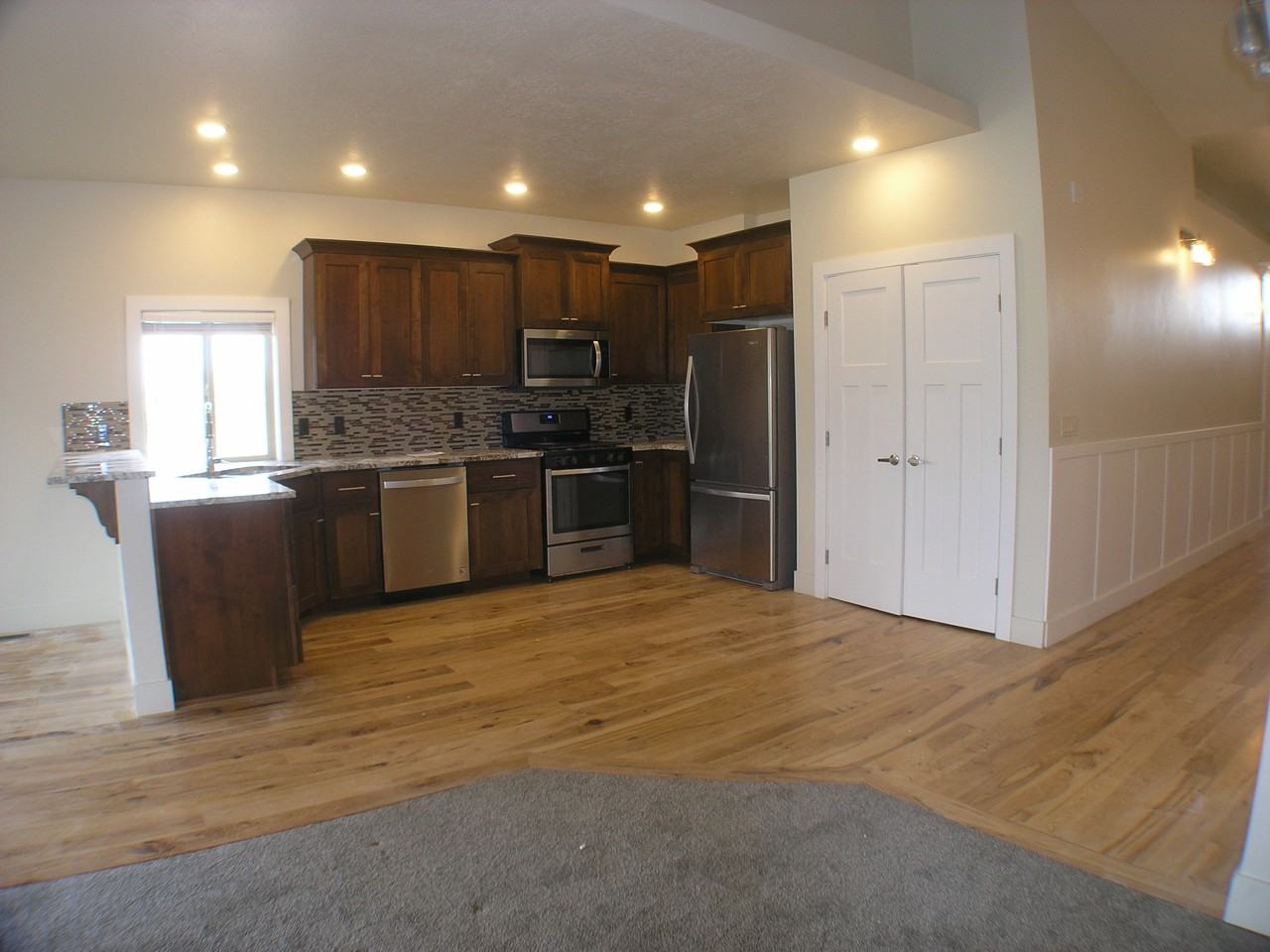 2588 E Hidden Creek St #NA - Photo 4 of 14