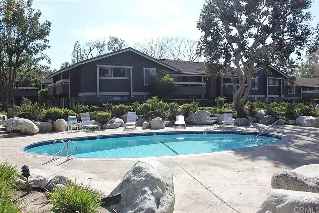 220 Springview #1 - Photo 7 of 10