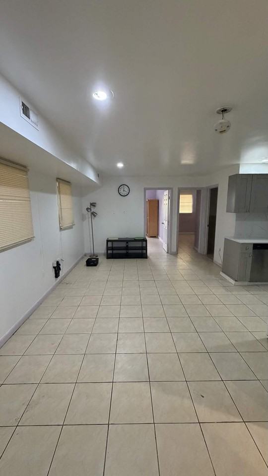 38 Graham St #NA - Photo 2 of 7