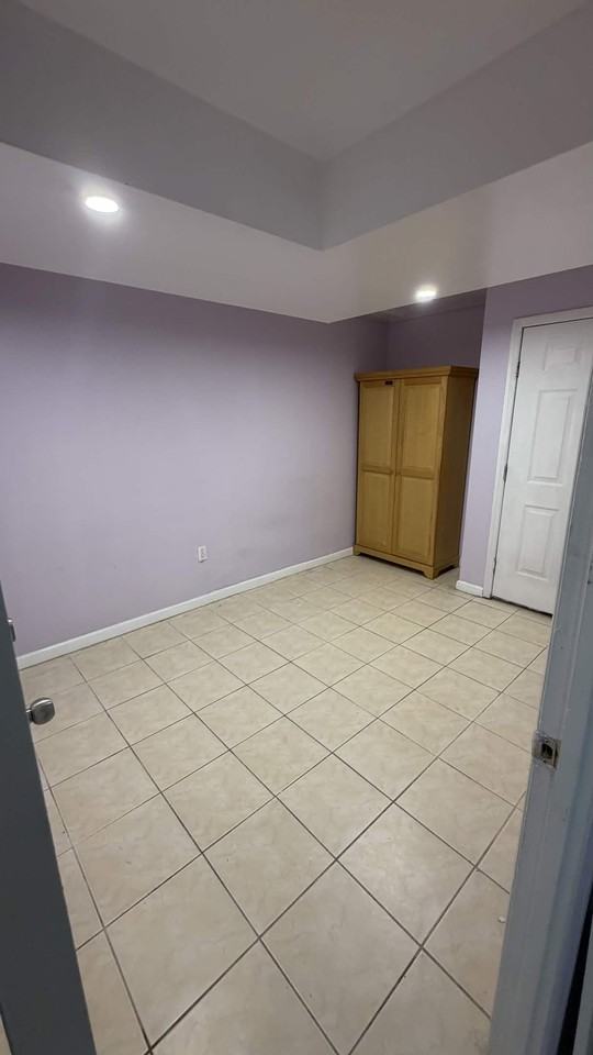 38 Graham St #NA - Photo 3 of 7