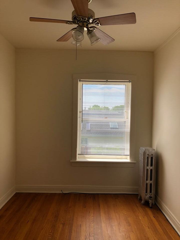 3506 N Wolcott Ave - Photo 2 of 17