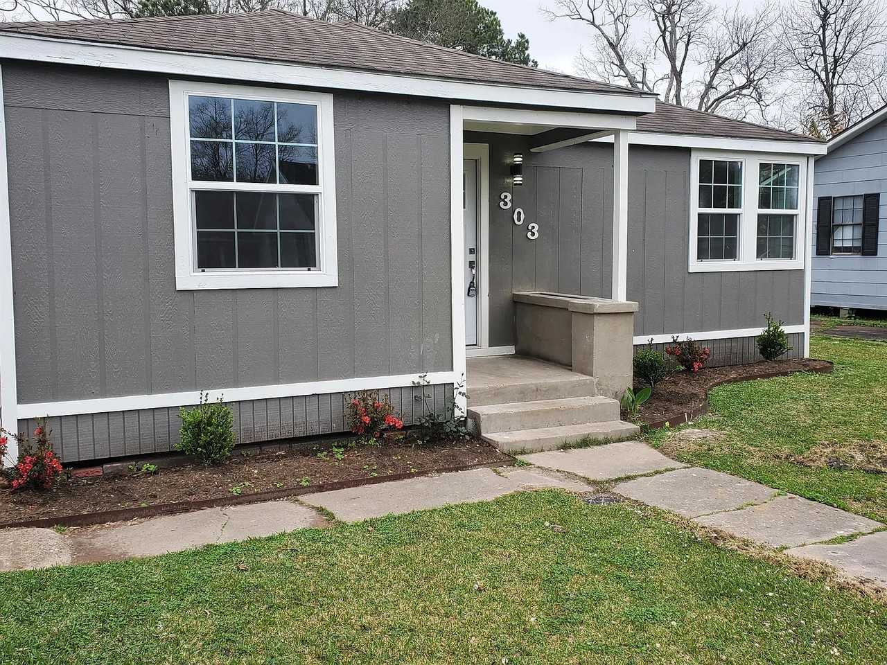 303 S 14th St #NA - Photo 5 of 9