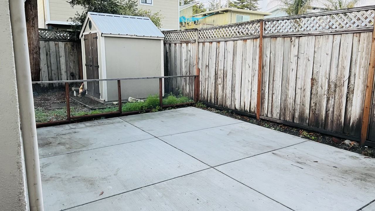 224 Center Ave #B - Photo 5 of 26