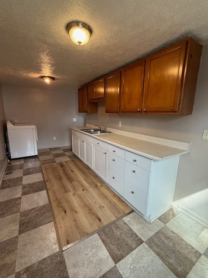 3524 N Wisconsin Ave - Photo 3 of 29
