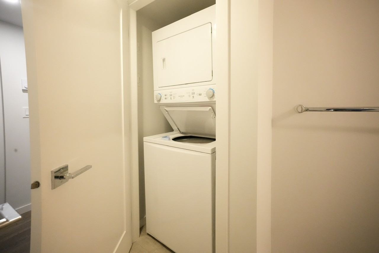 2126 166 St - Photo 6 of 12