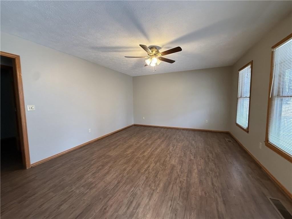 3601 Antique Ct - Photo 3 of 12