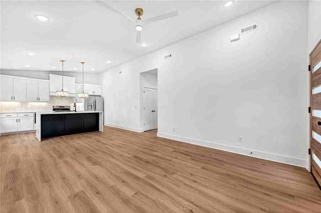 22 Wigtown Ln - Photo 5 of 28