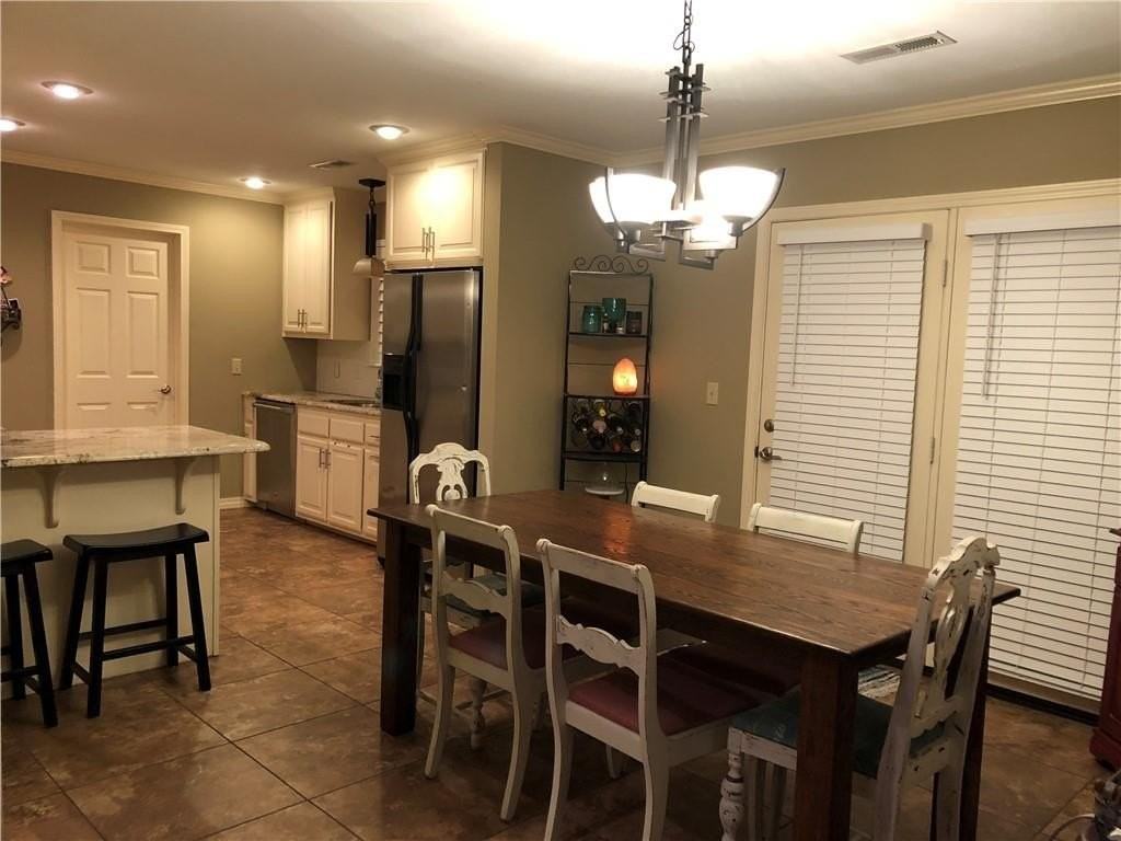 1320 E Ash St - Photo 5 of 15