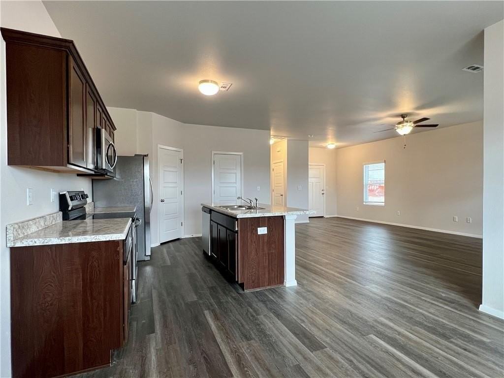 3251 Red Tail Way - Photo 5 of 16