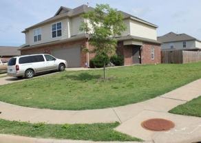 1015 Oakwood Ln - Photo 1 of 1