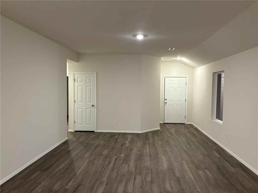 801 S Katlyn Dr - Photo 2 of 12