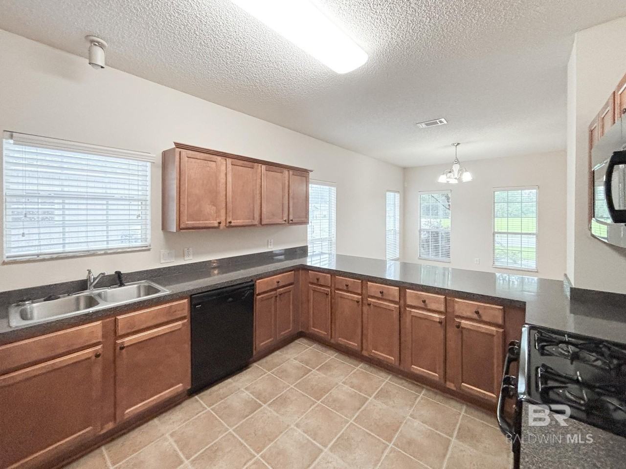 12953 Churchill Dr #A - Photo 6 of 19