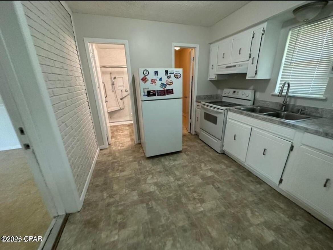 102 Hershel Ct - Photo 2 of 6