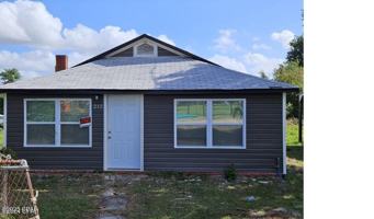 featured image of 212 Kraft Ave