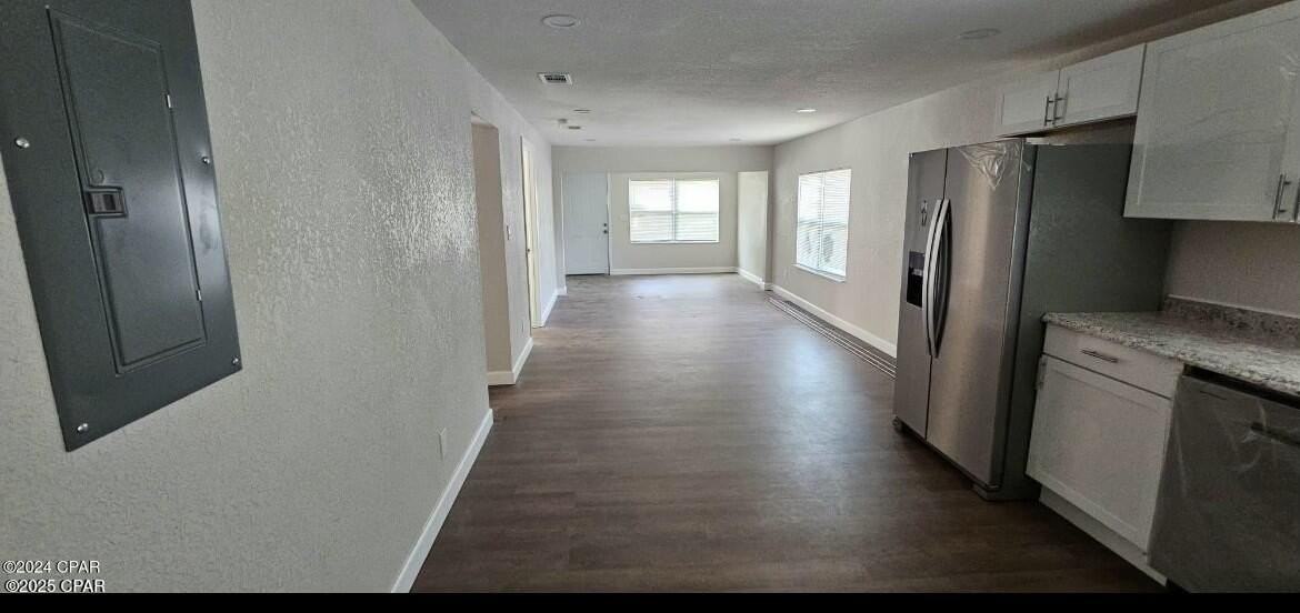 212 Kraft Ave - Photo 4 of 5