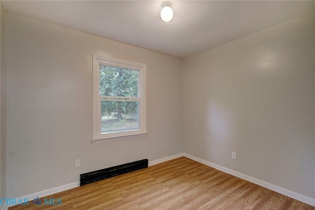 1625 Old Ferry Rd - Photo 6 of 19