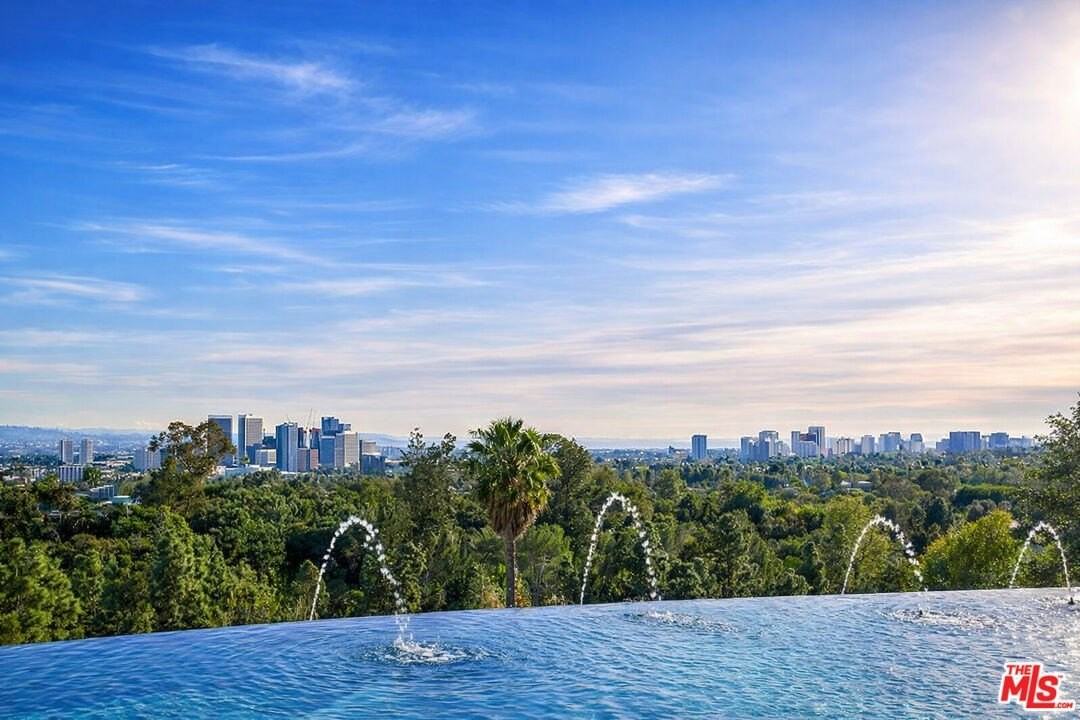 1169 Loma Linda Dr - Photo 2 of 29