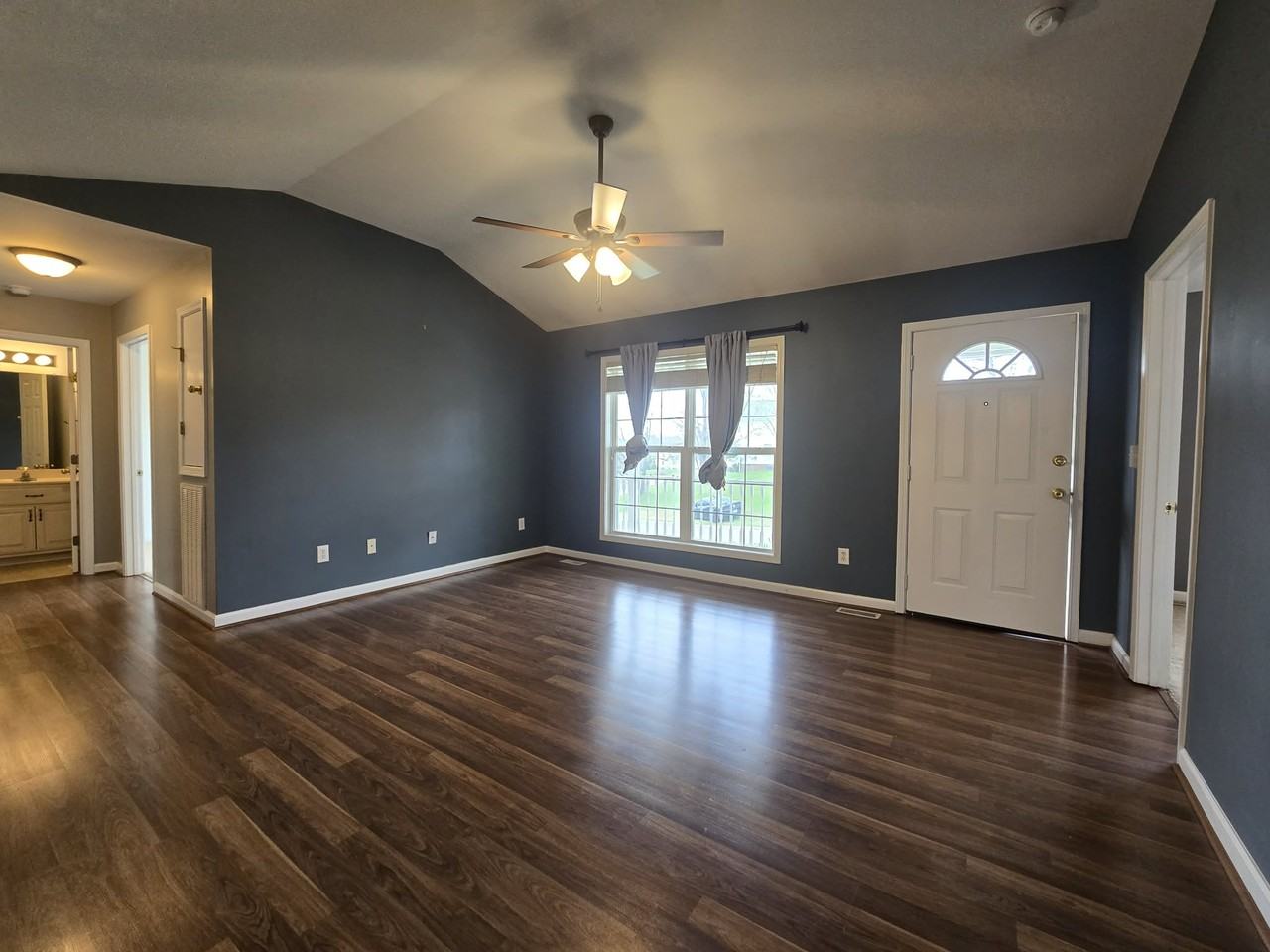 2723 Mollys Ct #1 - Photo 2 of 10