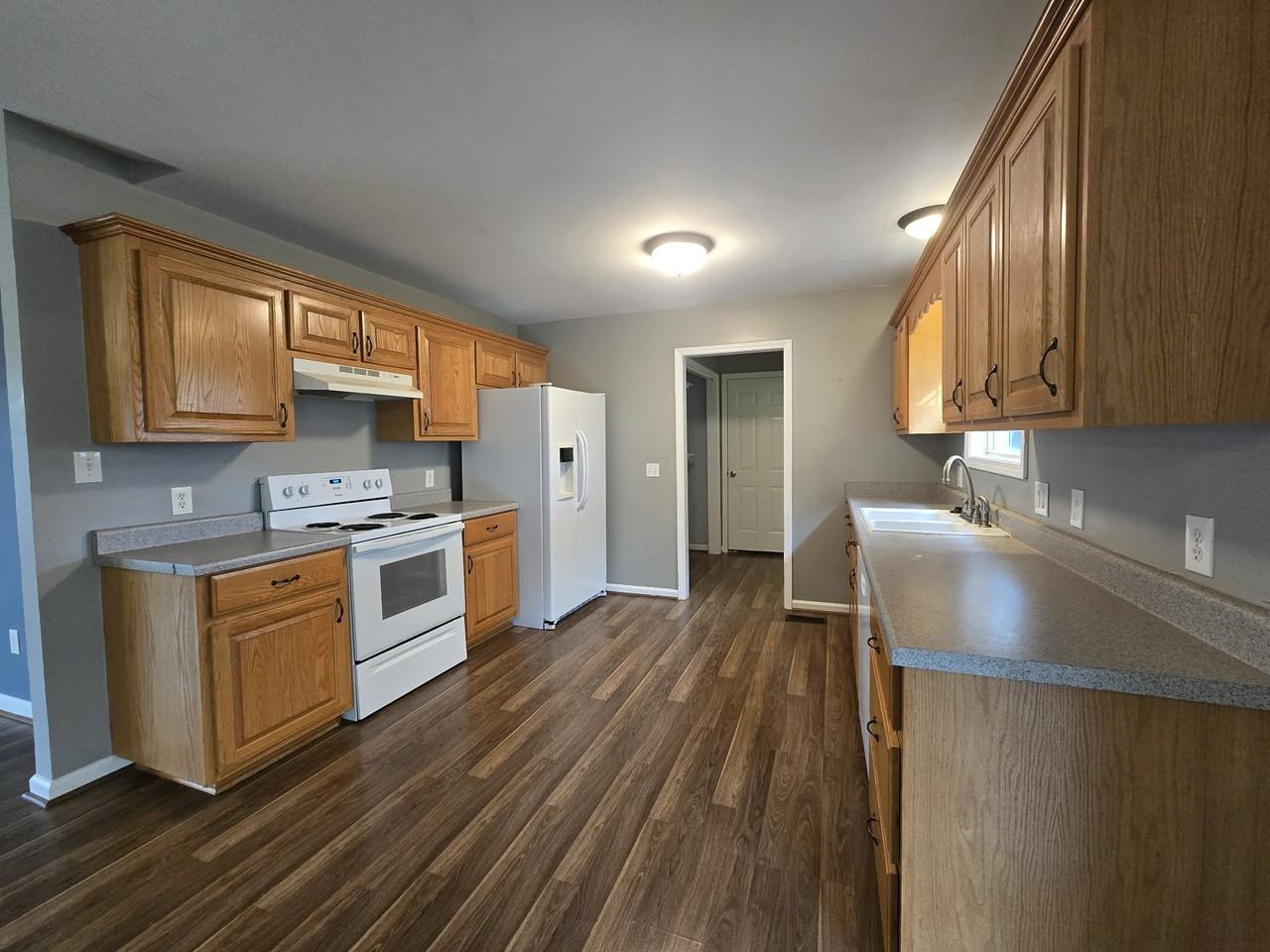 2723 Mollys Ct #1 - Photo 3 of 10