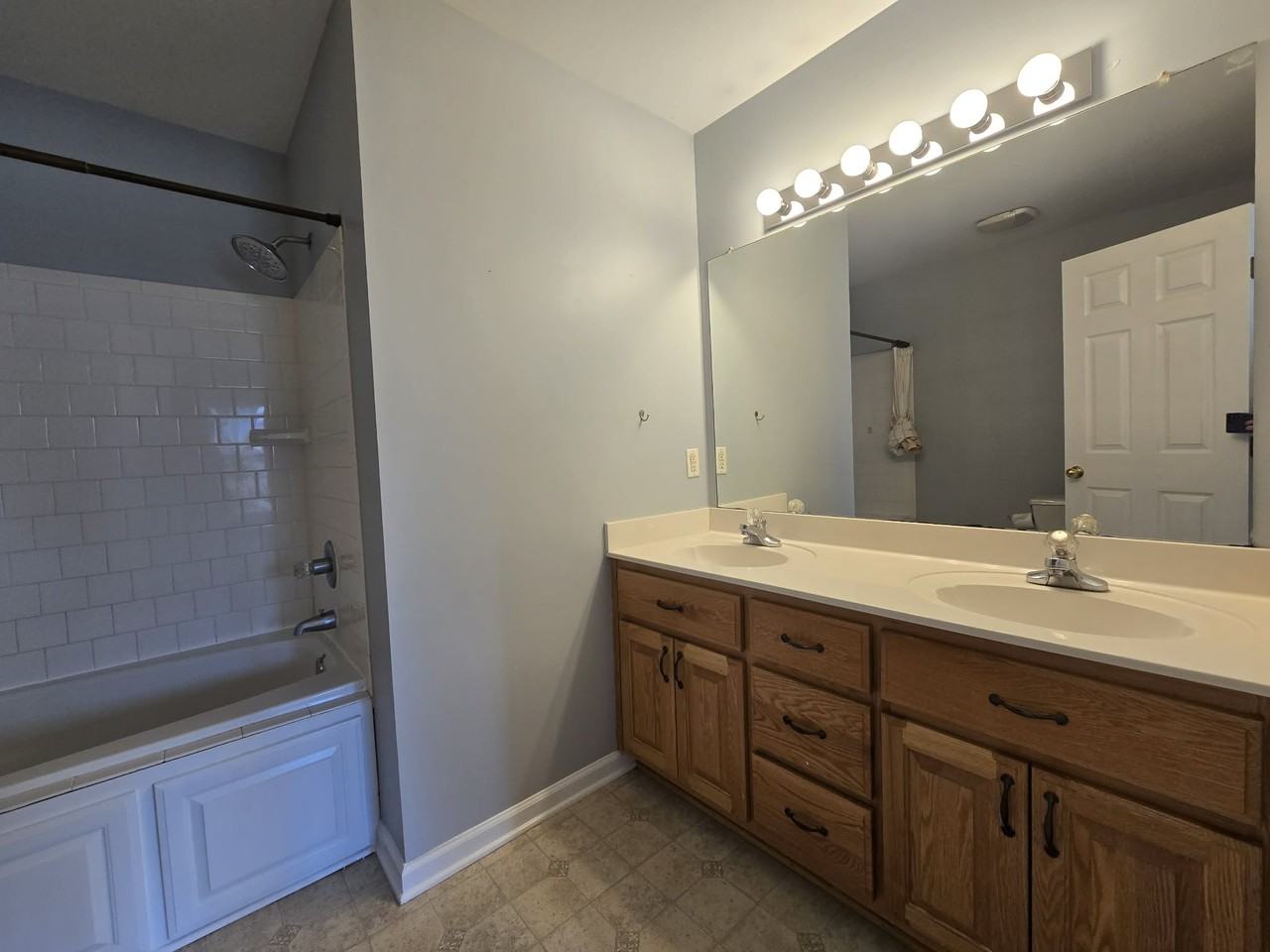 2723 Mollys Ct #1 - Photo 6 of 10