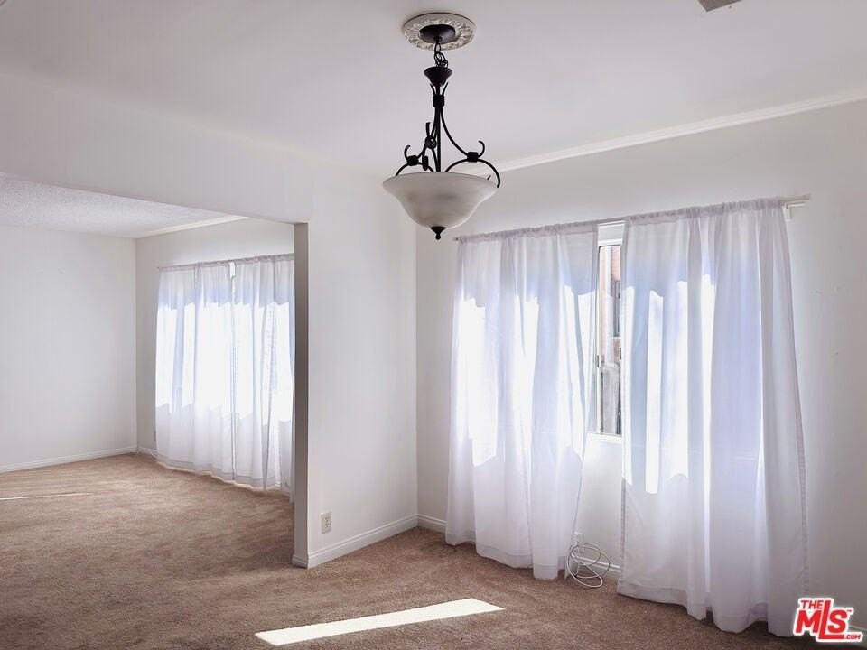 6069 1/2 Cashio St - Photo 6 of 11