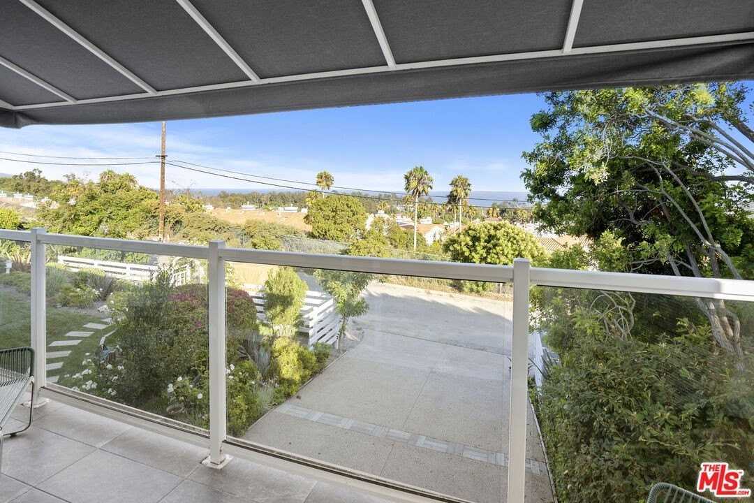 6363 Zumirez Dr - Photo 3 of 34