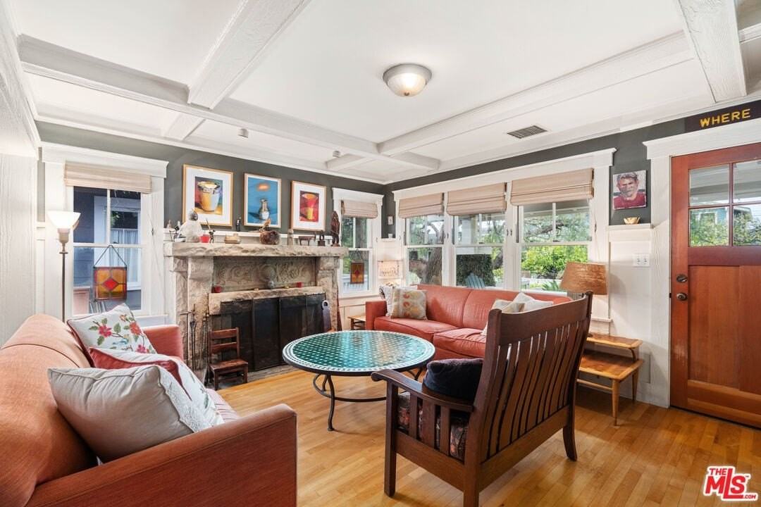 740 Marco Pl - Photo 7 of 30