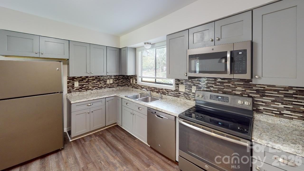 5921 Falstaff Dr - Photo 2 of 12