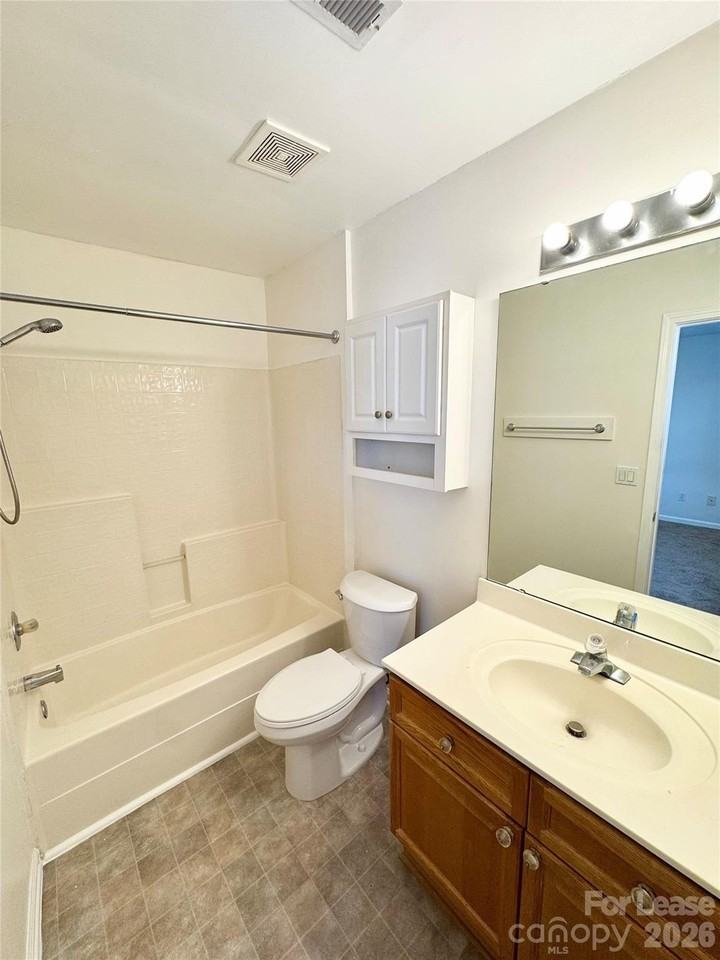 3734 Melrose Cottage Dr - Photo 4 of 16