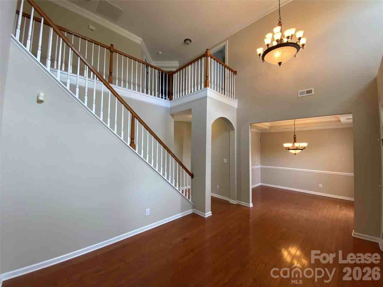 13921 Daltrey Ln - Photo 3 of 25