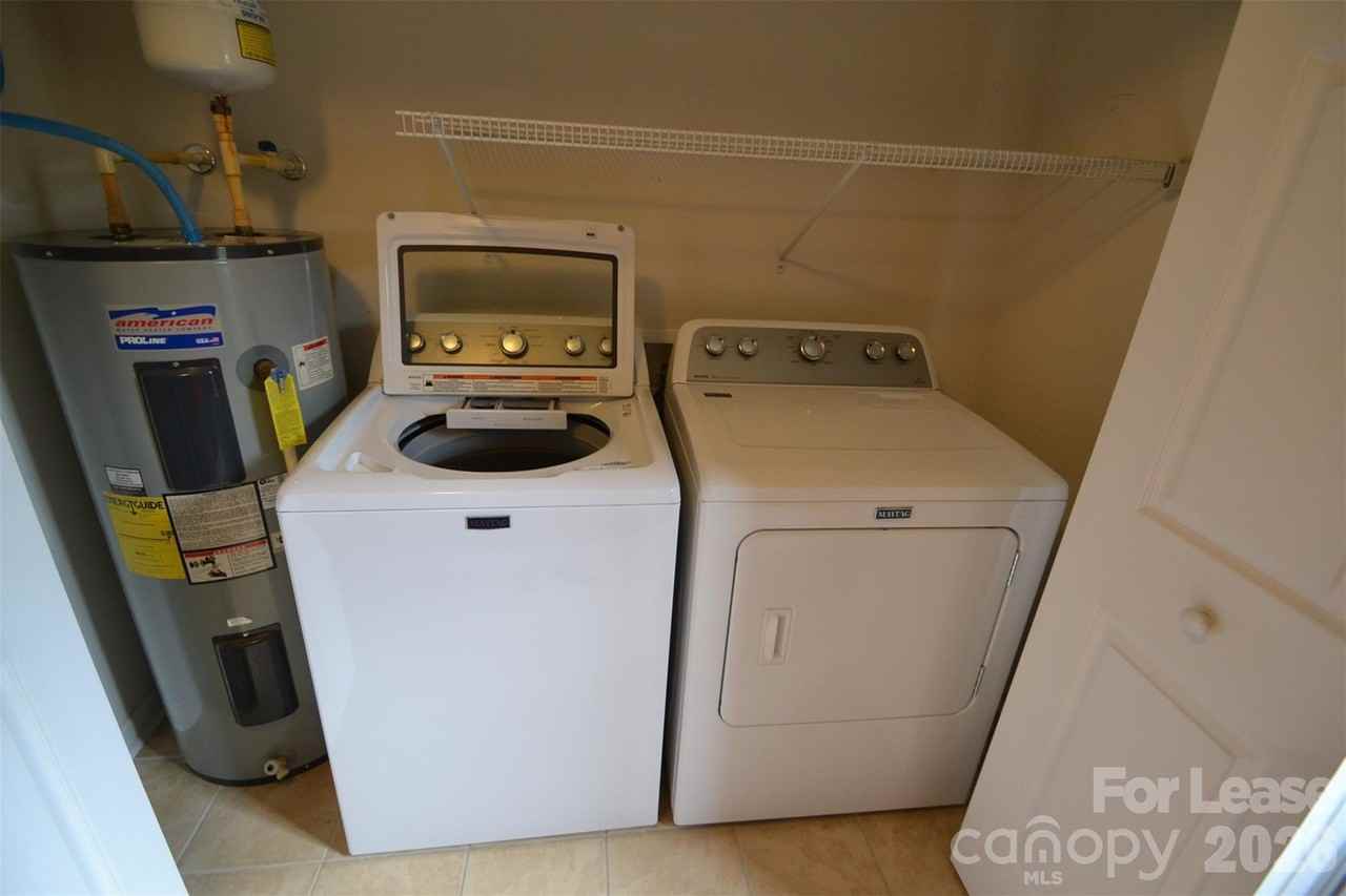 112 Dundee Ct - Photo 6 of 14